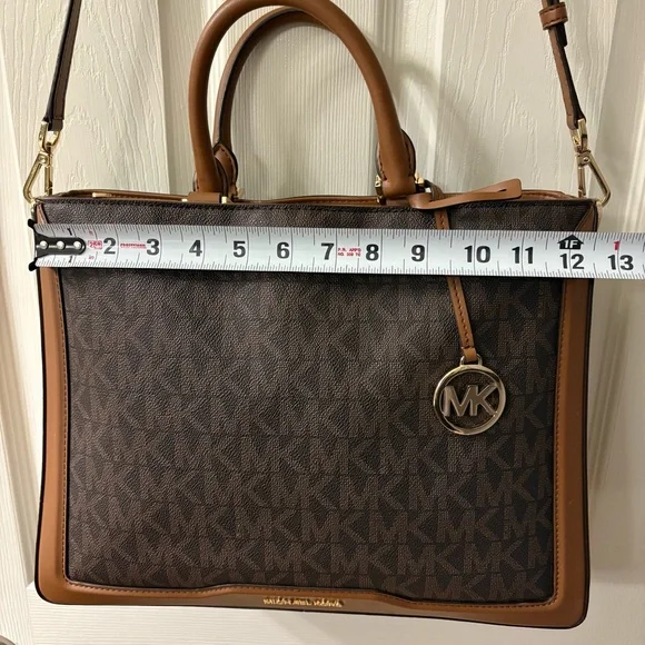 Michael Kors Jessie Large Signature TZ Tote Satchel Shoulder Bag Like New - Picture 9 of 16